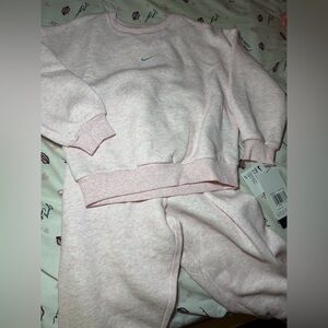 Nike Pink Heather Pullover Sweatshirt and Joggers Set